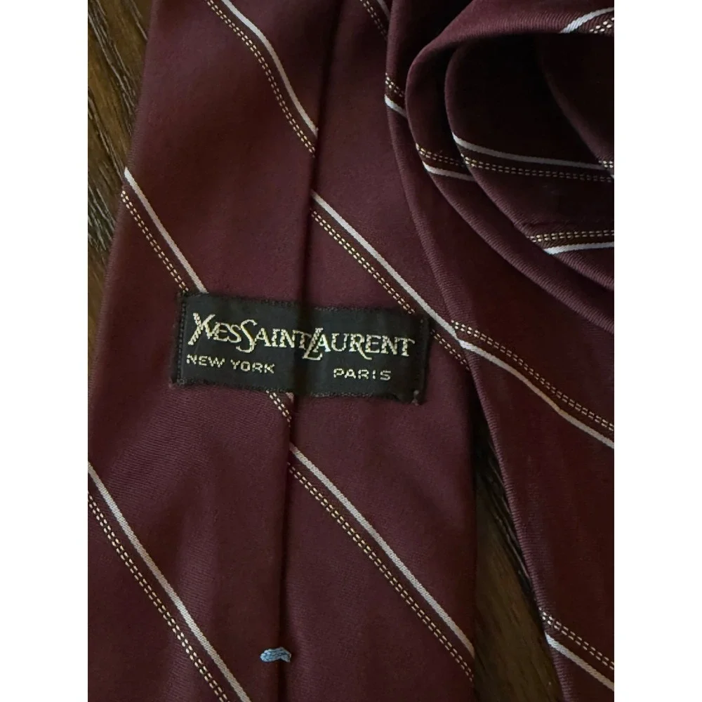 Yves Saint Laurent Necktie Mens One Size Burgundy Excellent Striped Silk Tie